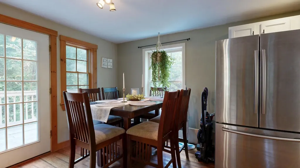 73 Colonial Circle Harrison ME 04040