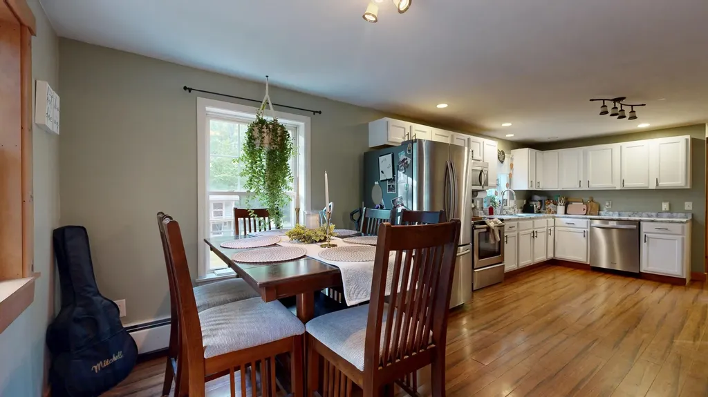 73 Colonial Circle Harrison ME 04040