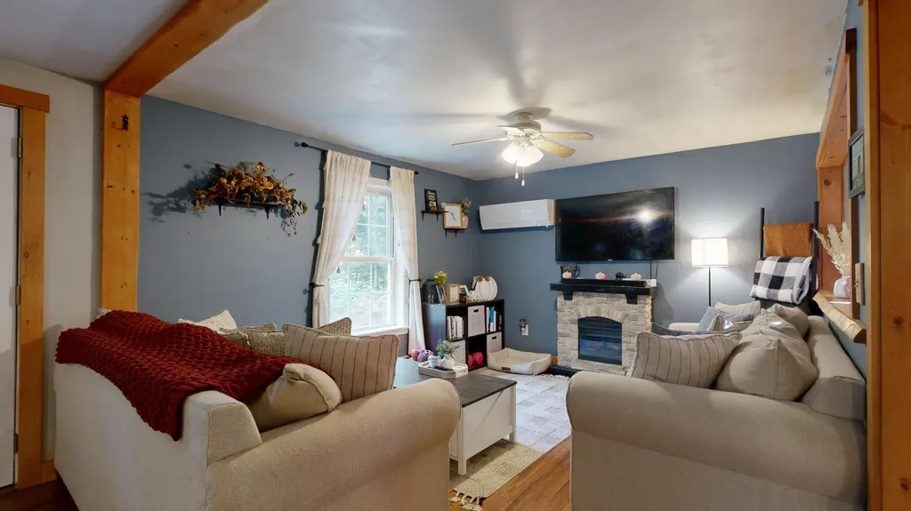 73 Colonial Circle Harrison ME 04040