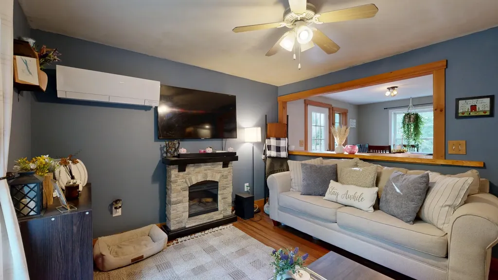 73 Colonial Circle Harrison ME 04040