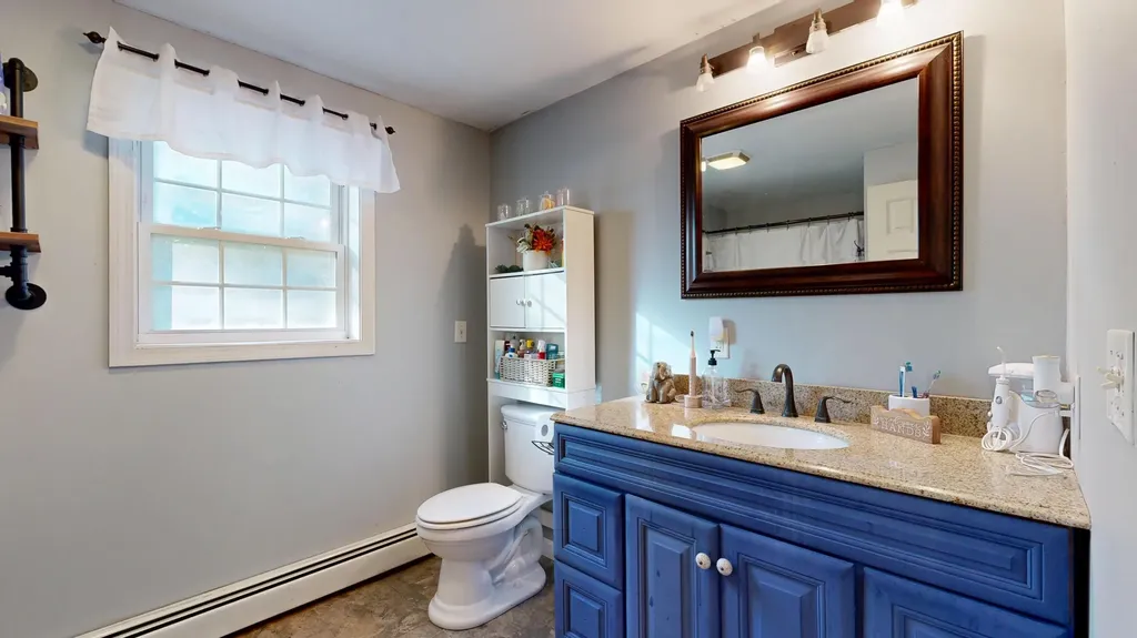 73 Colonial Circle Harrison ME 04040