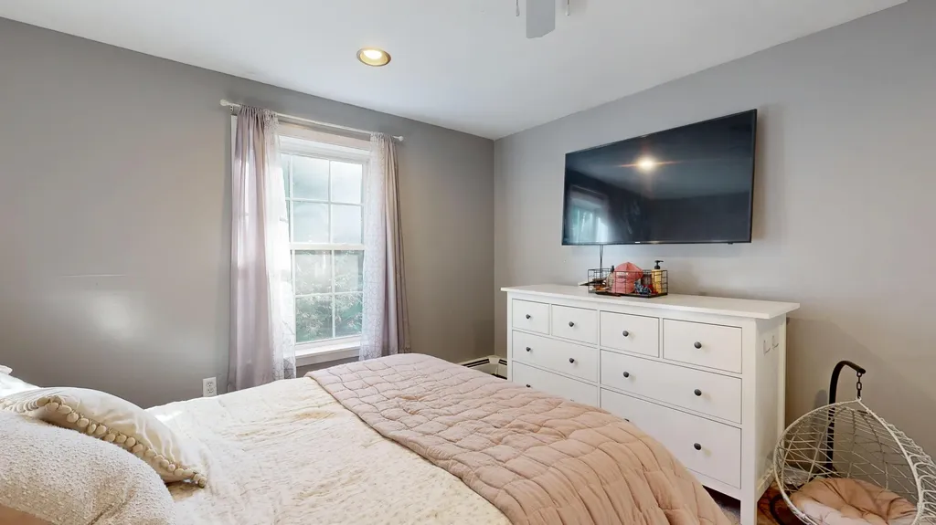 73 Colonial Circle Harrison ME 04040