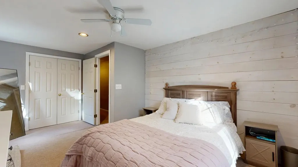 73 Colonial Circle Harrison ME 04040