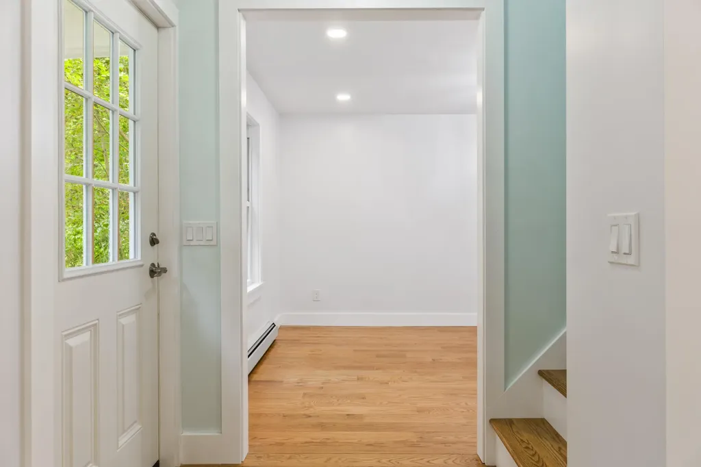 10 Charles Street Bath ME 04530