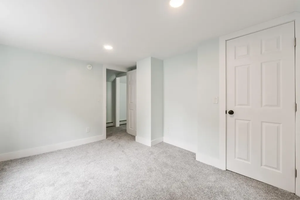 10 Charles Street Bath ME 04530
