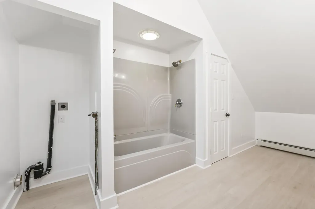 10 Charles Street Bath ME 04530