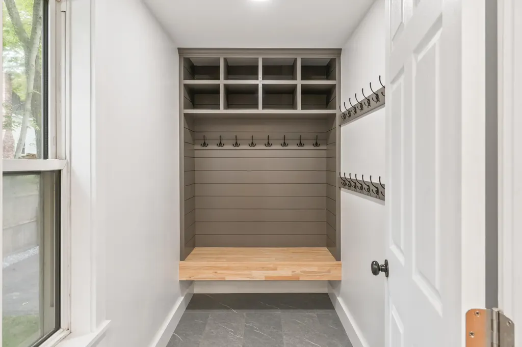 10 Charles Street Bath ME 04530