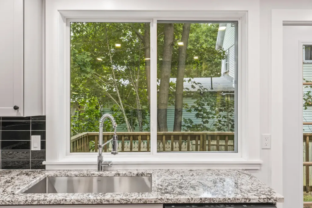 10 Charles Street Bath ME 04530