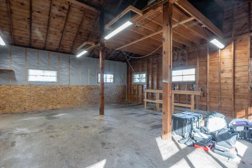 261 South Union Road Union ME 04862