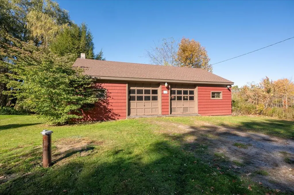 261 South Union Road Union ME 04862