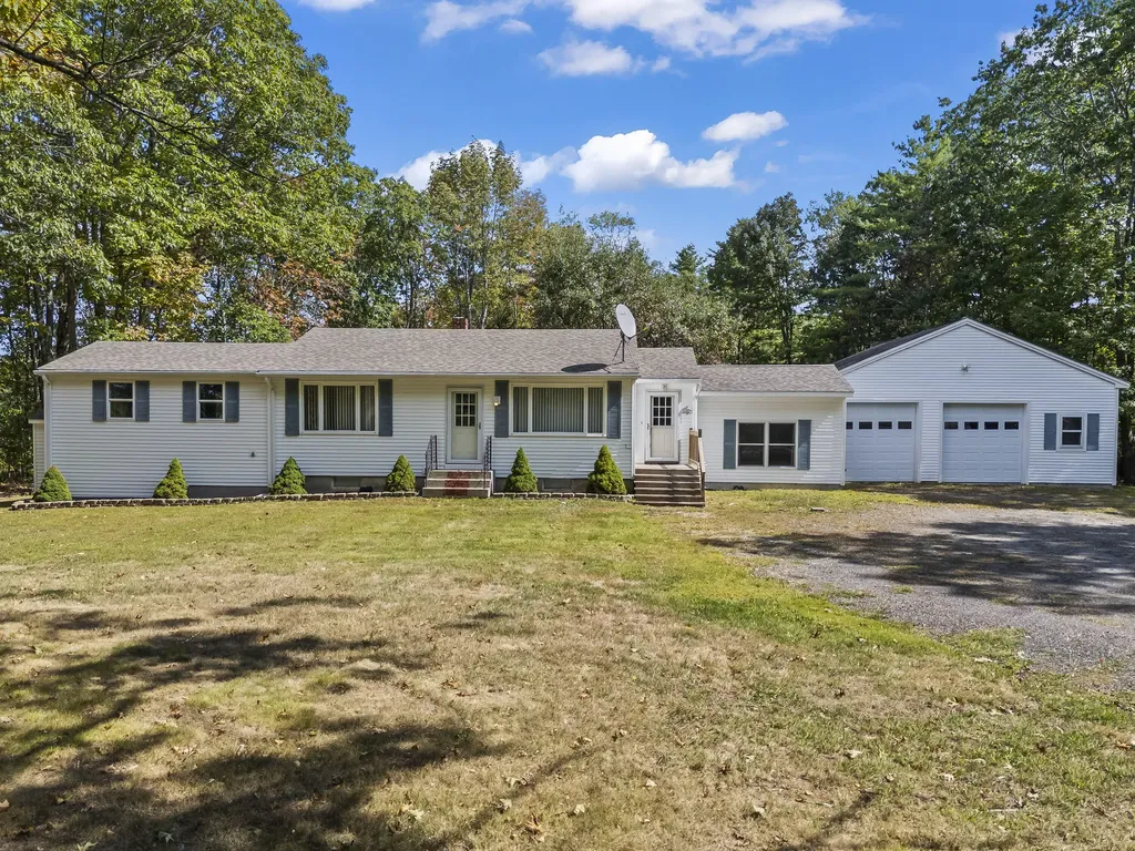 741 Carding Machine Road Bowdoinham ME 04008