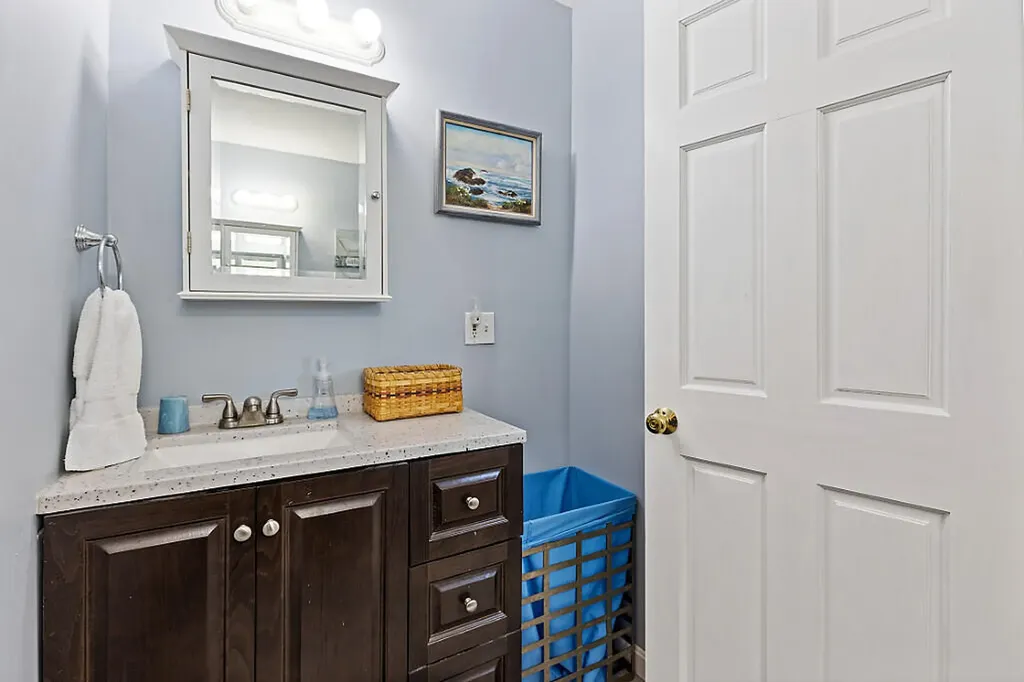 6 Briarwood Drive Bangor ME 04401
