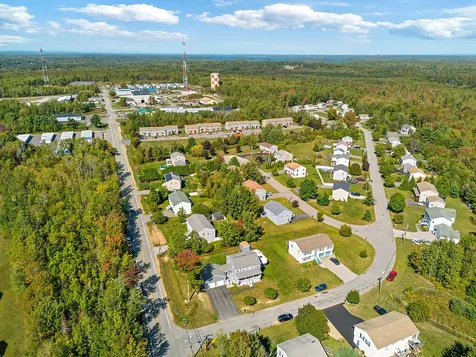 6 Briarwood Drive Bangor ME 04401