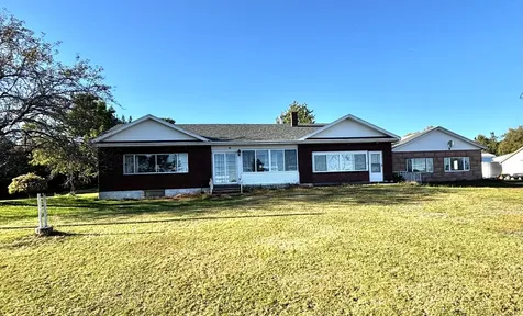 361 W Main Street Searsport ME 04974