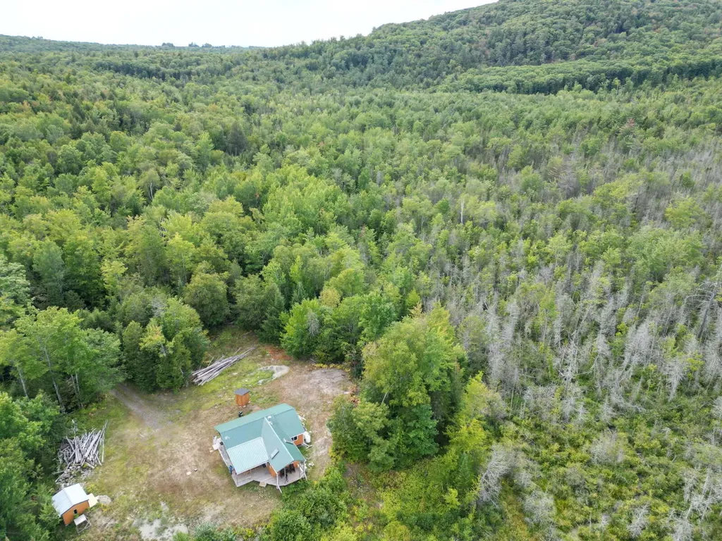 846 Notch Road Skowhegan ME 04976