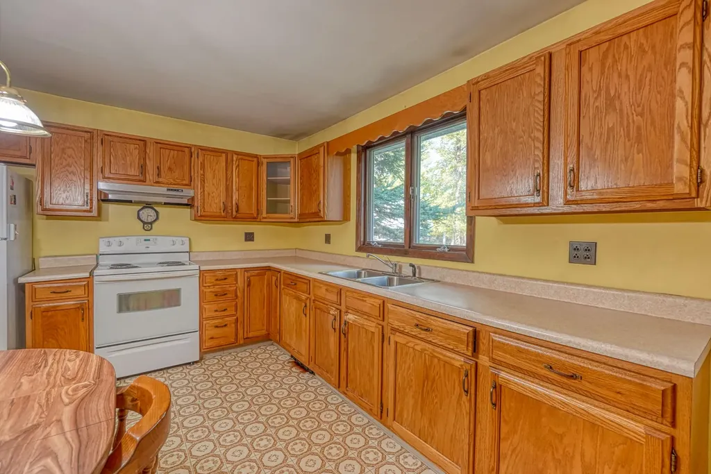 262 Hill Road Clinton ME 04927