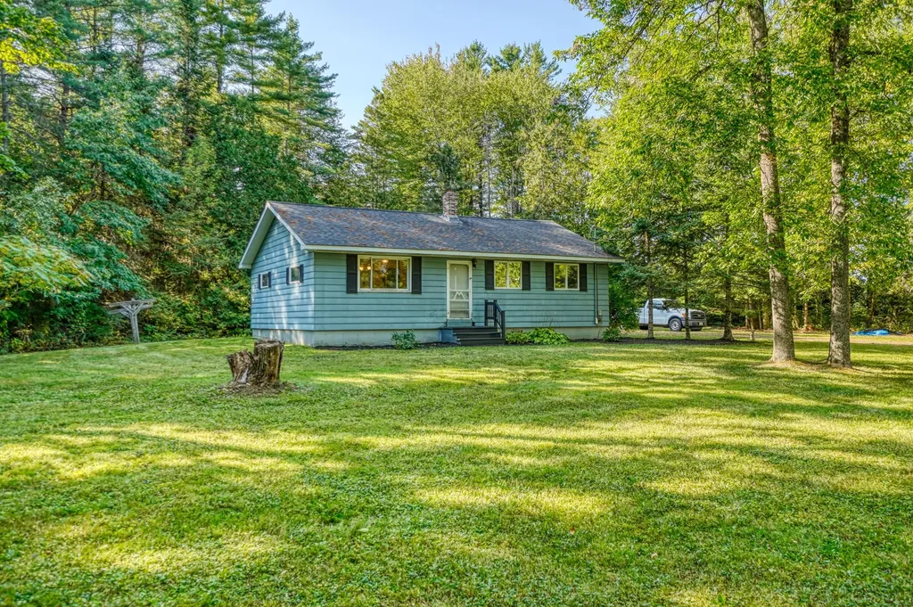 262 Hill Road Clinton ME 04927