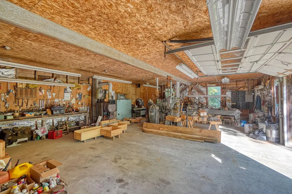 262 Hill Road Clinton ME 04927