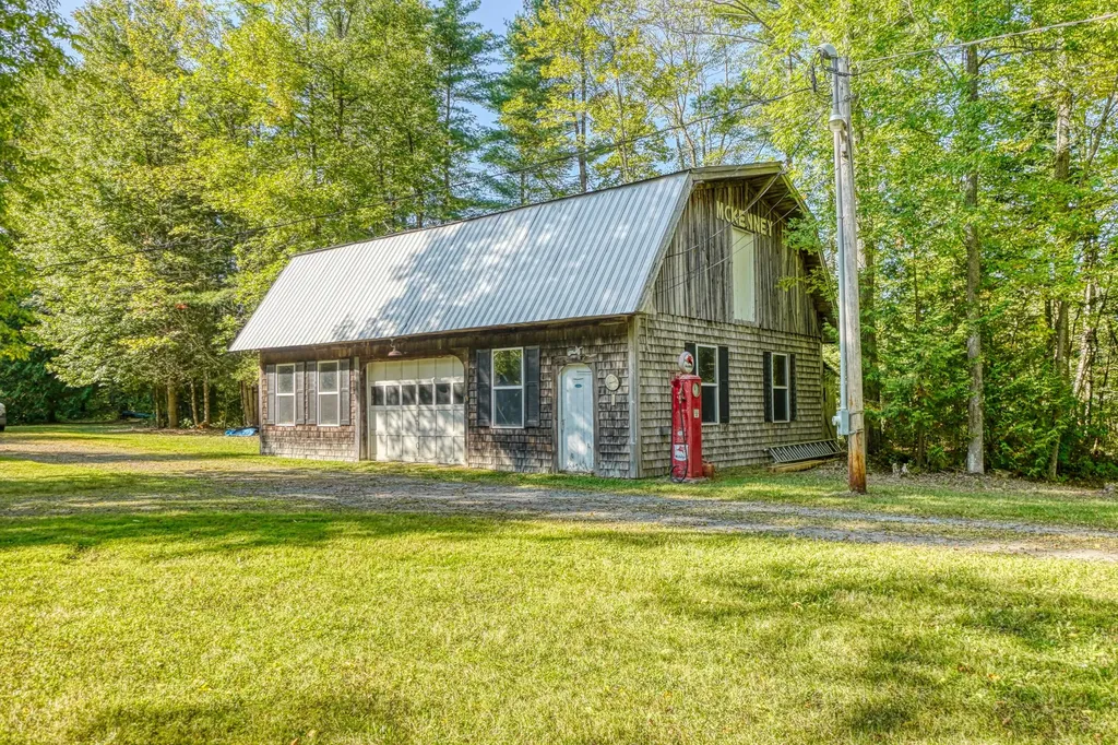 262 Hill Road Clinton ME 04927