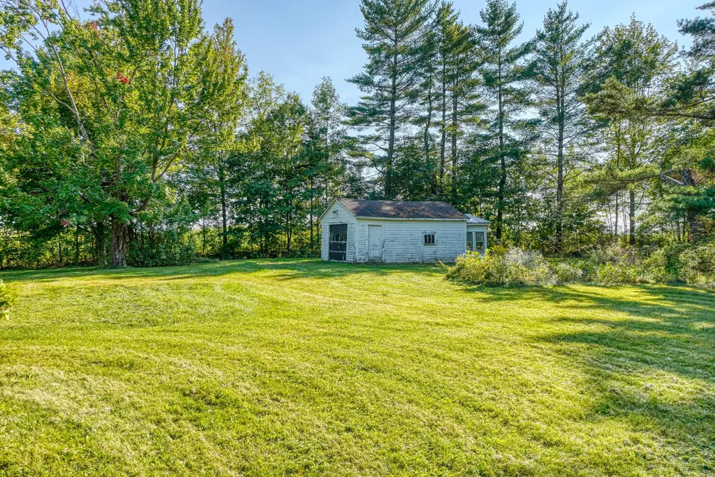 262 Hill Road Clinton ME 04927