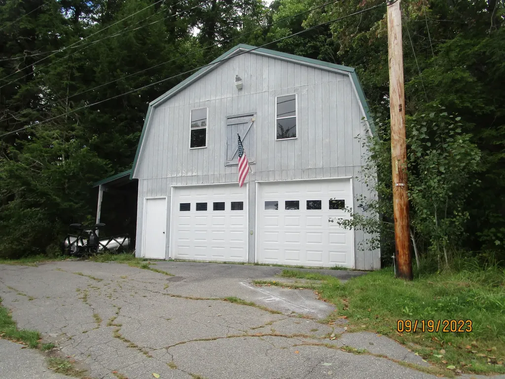 296 Millett Mallett Road Lincoln ME 04457