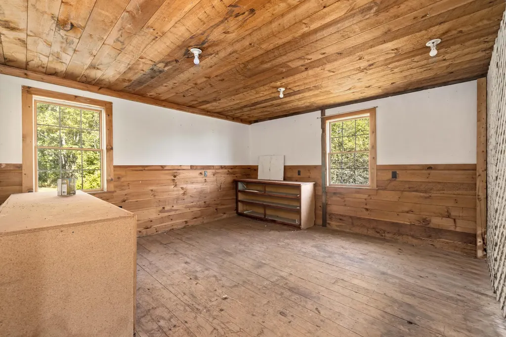 550 Main Road Phippsburg ME 04562
