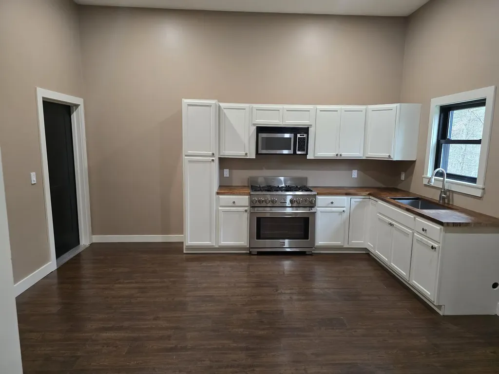 10 Lewis Road Kittery ME 03904