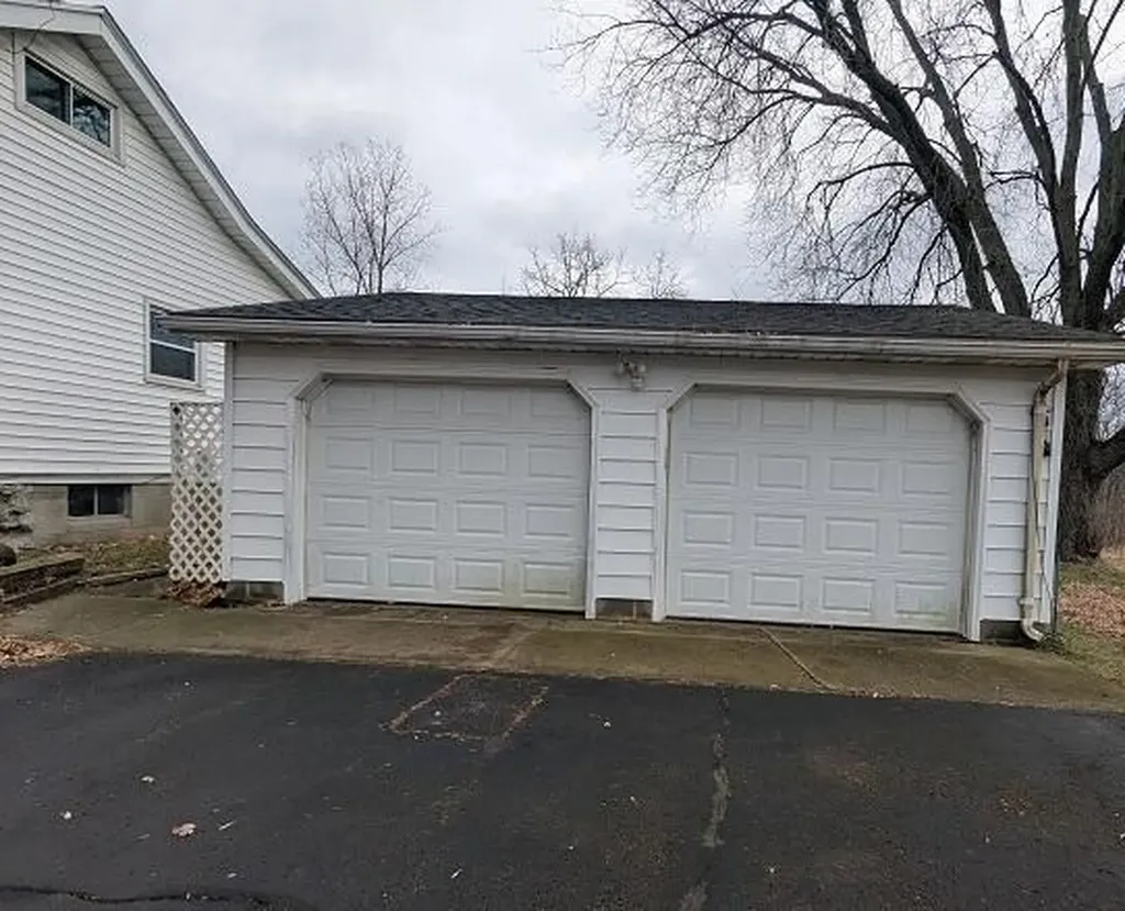 14271 Woodbury Road Woodhull Township MI 48840