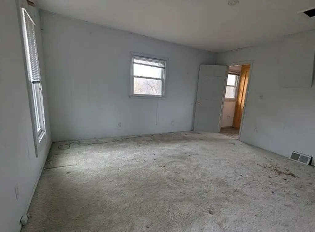 14271 Woodbury Road Woodhull Township MI 48840
