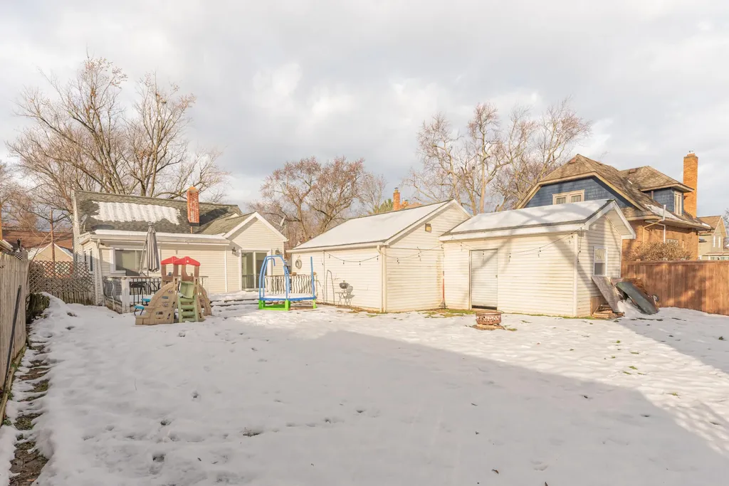 1005 S Wisner Street Jackson City MI 49203