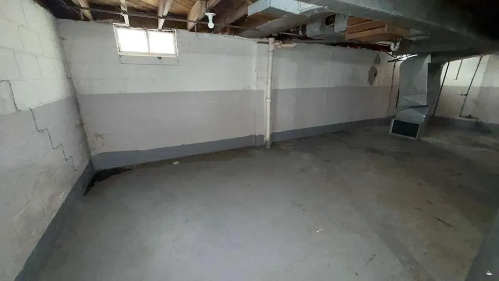 9605 Decatur Street Detroit City MI 48227
