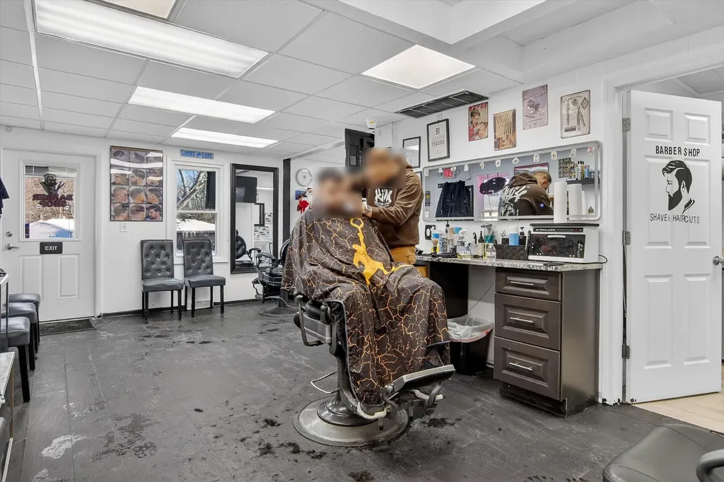 7045 Cooley Lake Road West Bloomfield Charter Township MI 48324