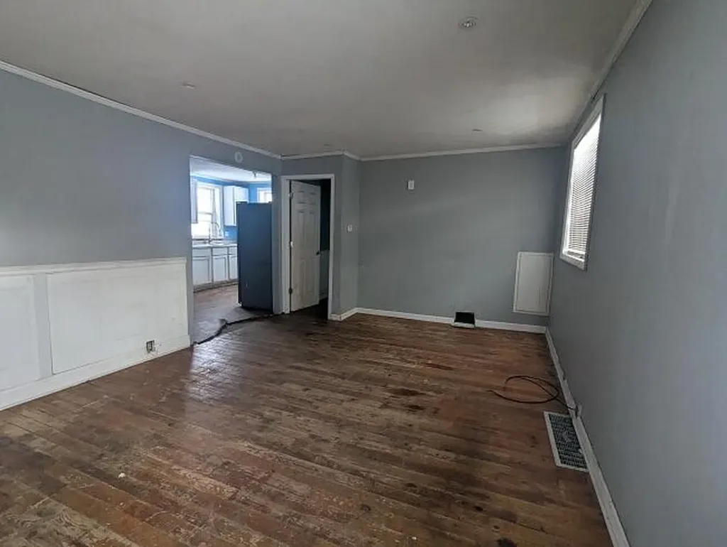 3428 W Jolly Road Lansing City MI 48911