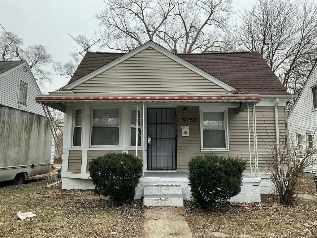 19758 Greenview Avenue Detroit City MI 48219