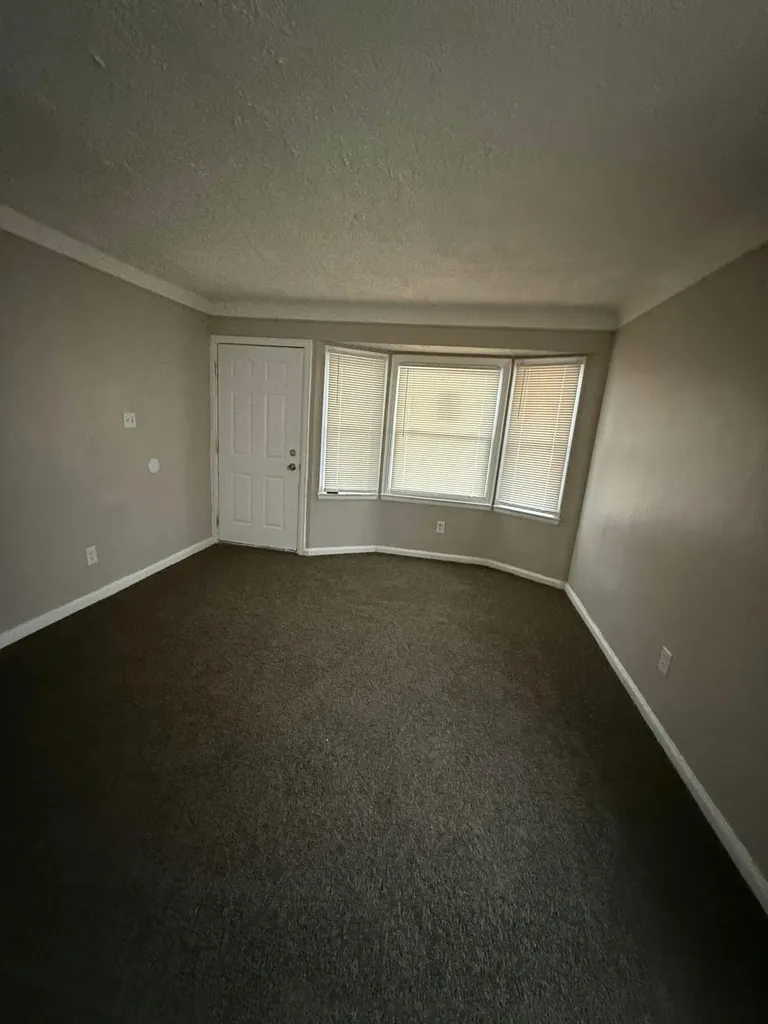 19758 Greenview Avenue Detroit City MI 48219