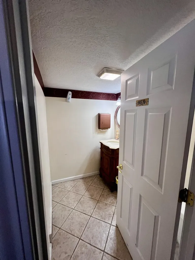 526 Fairyland Avenue Leoni Township MI 49202