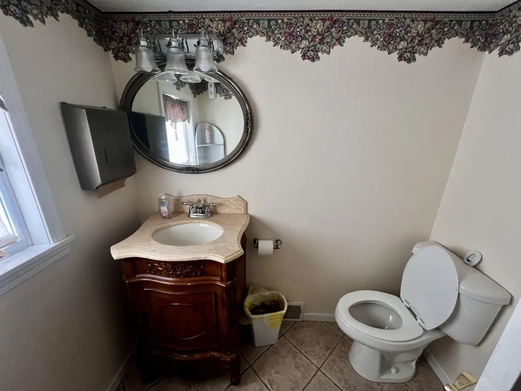526 Fairyland Avenue Leoni Township MI 49202