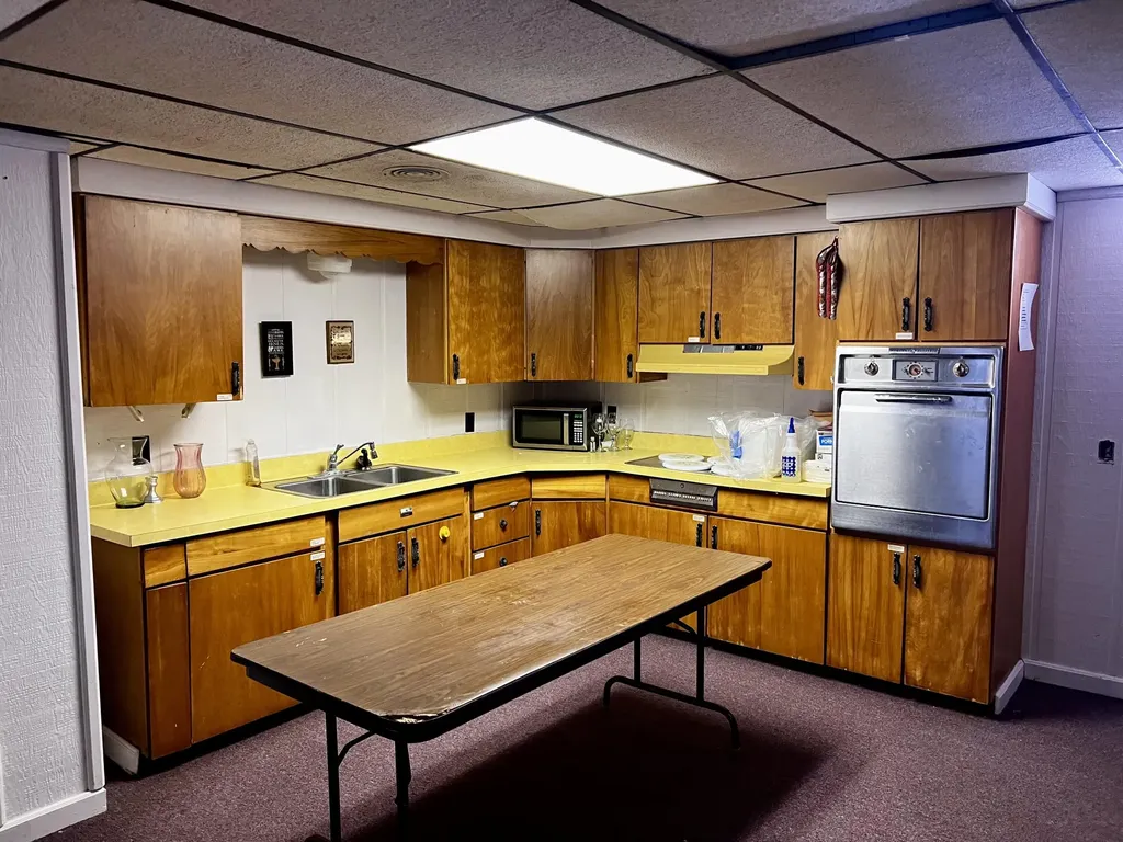 526 Fairyland Avenue Leoni Township MI 49202