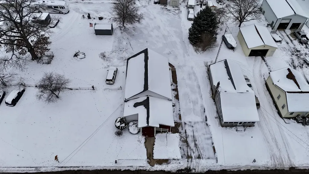 526 Fairyland Avenue Leoni Township MI 49202