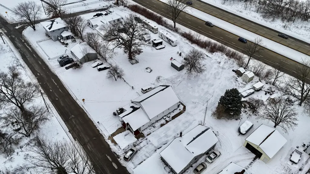 526 Fairyland Avenue Leoni Township MI 49202
