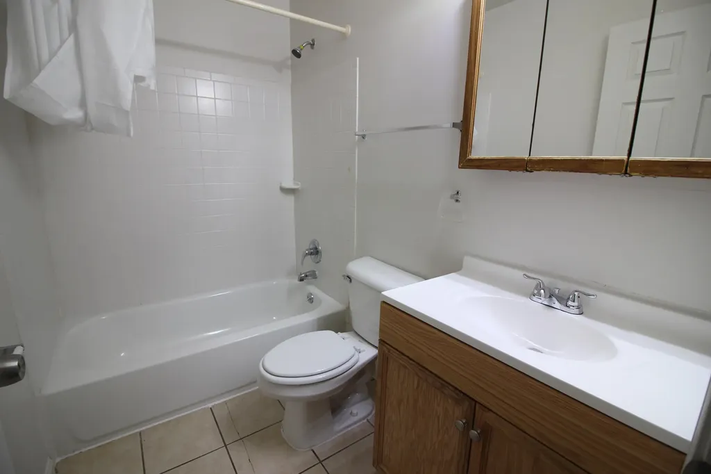 1540 Outer Lane Drive Ypsilanti Charter Township MI 48198