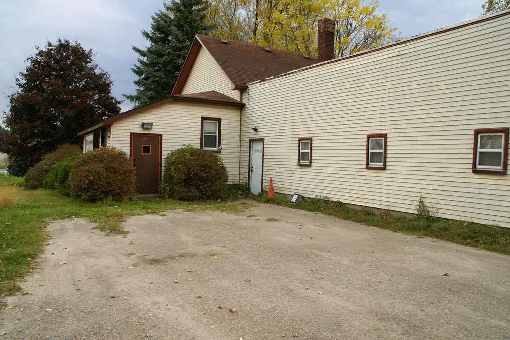 7300 Pontiac Trail Salem Township MI 48178