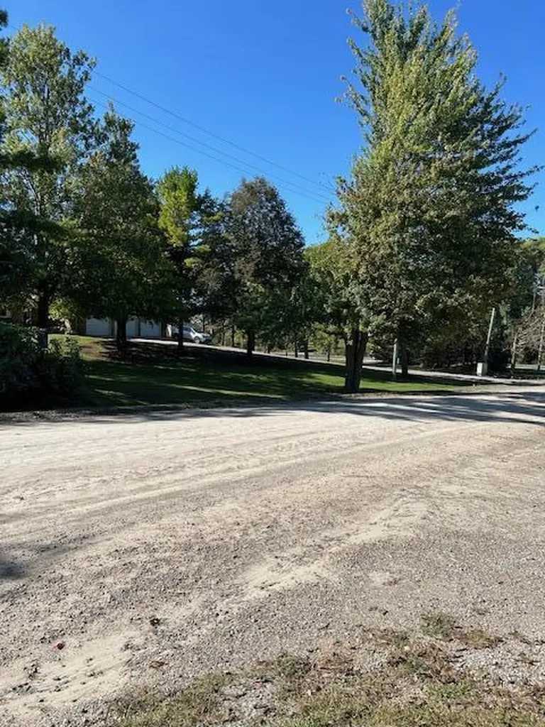7300 Pontiac Trail Salem Township MI 48178