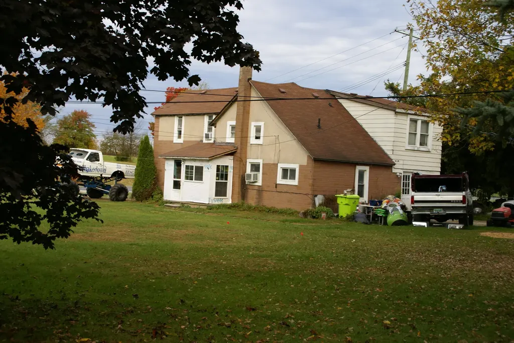 7300 Pontiac Trail Salem Township MI 48178