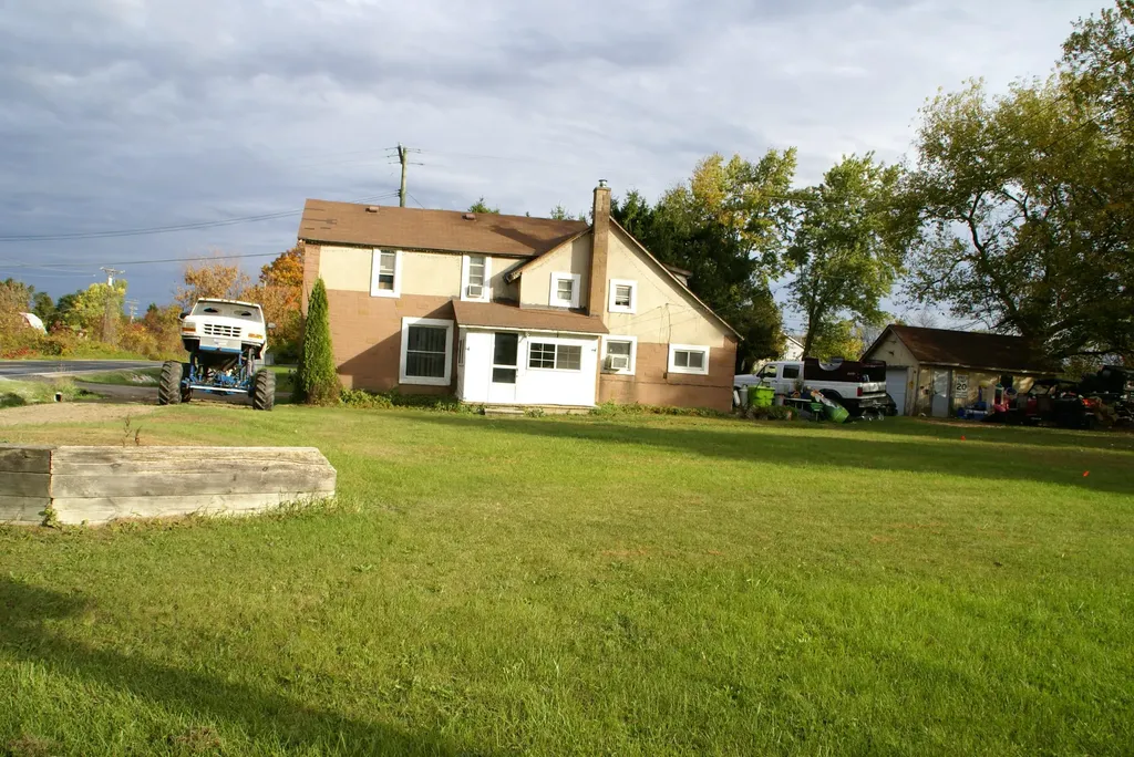 7300 Pontiac Trail Salem Township MI 48178