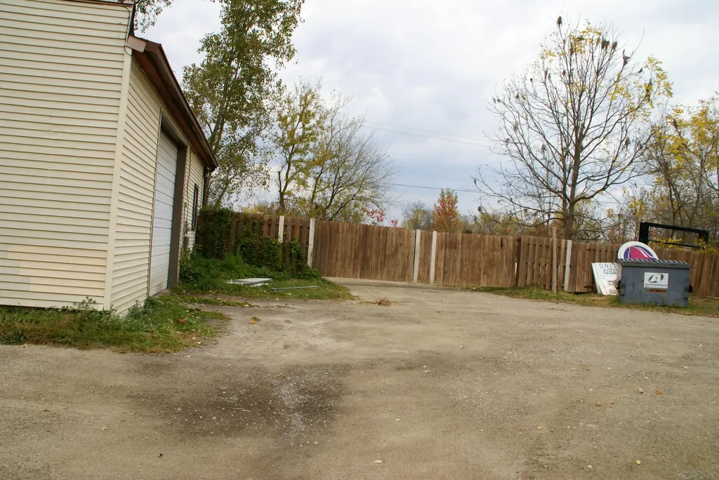 7300 Pontiac Trail Salem Township MI 48178
