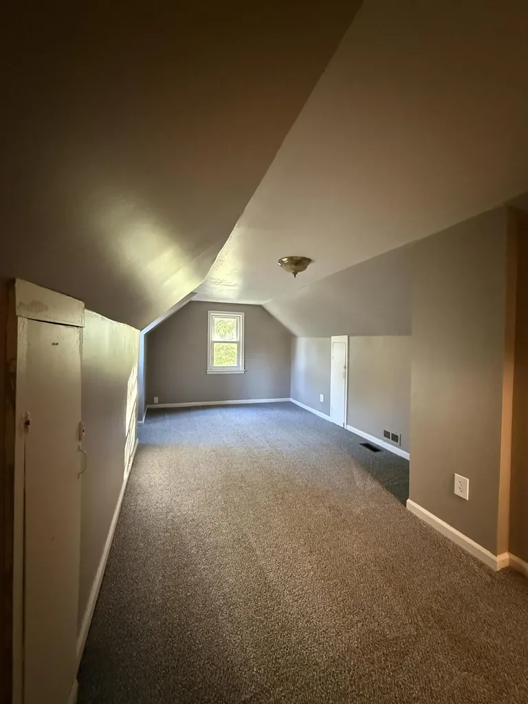 27725 Norfolk Street Livonia City MI 48152