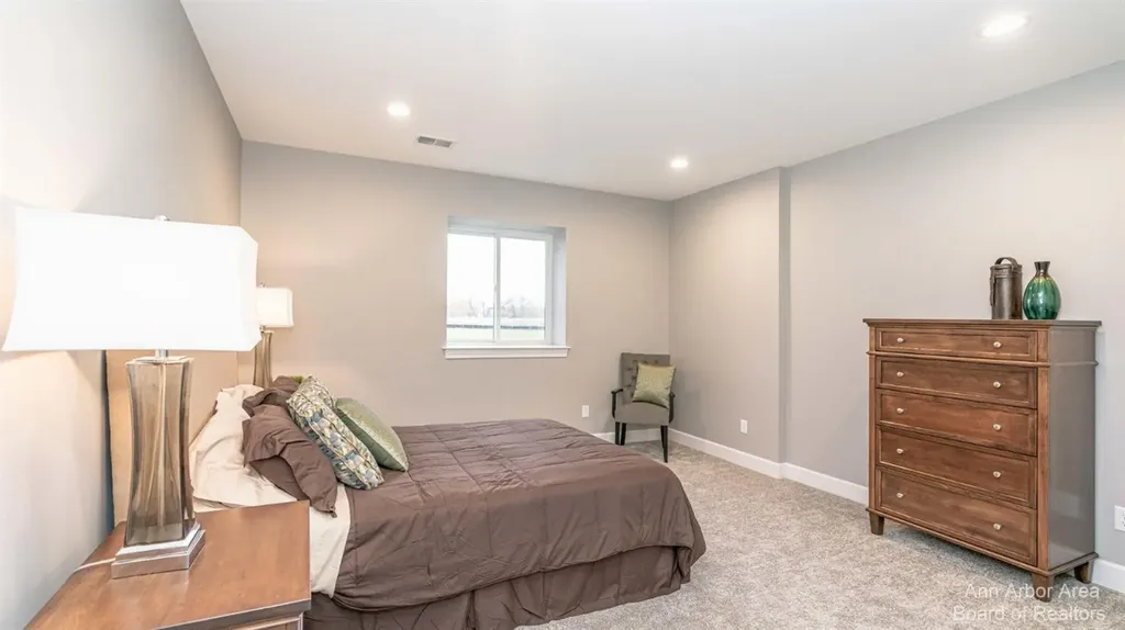 7106 Black Cherry Lane Pittsfield Charter Township MI 48176