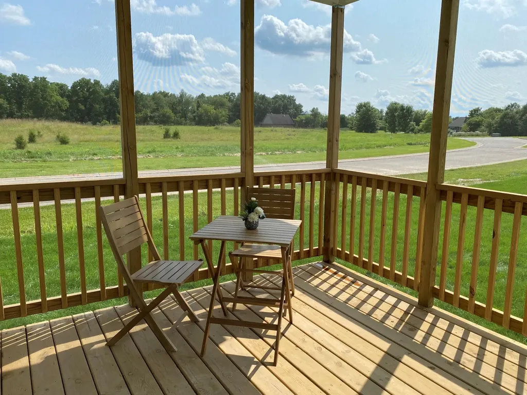 5696 Trail Side Lane Hamburg Township MI 48189
