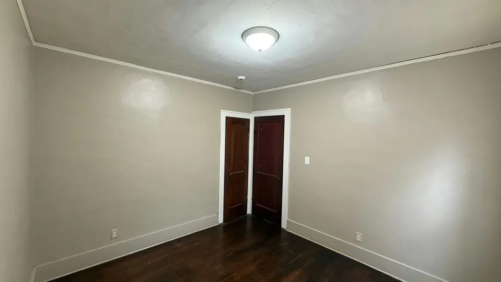 16195 Burt Road Detroit City MI 48219